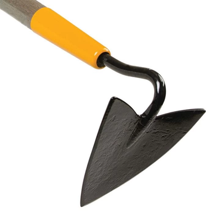 Ames Warren Triangular Hoe, 4.75-inch Width 3 Ames Warren Triangular Hoe, 4.75-inch Width - Image 3