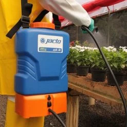 Jacto 2 Gallon Battery Powered Shoulder Carry Sprayer -Garden Outdoor pjb 8c 2